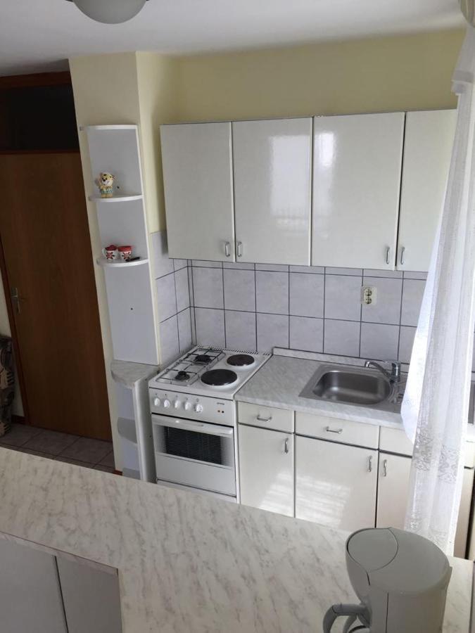 Apartmani Ana Malinska Buitenkant foto