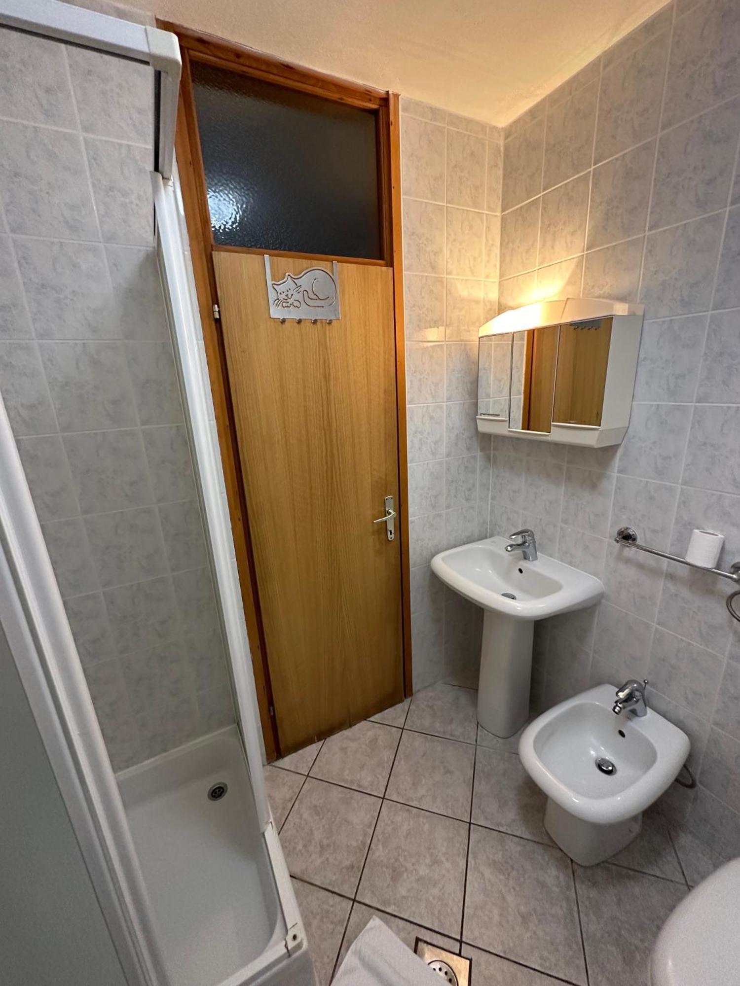 Apartmani Ana Malinska Buitenkant foto