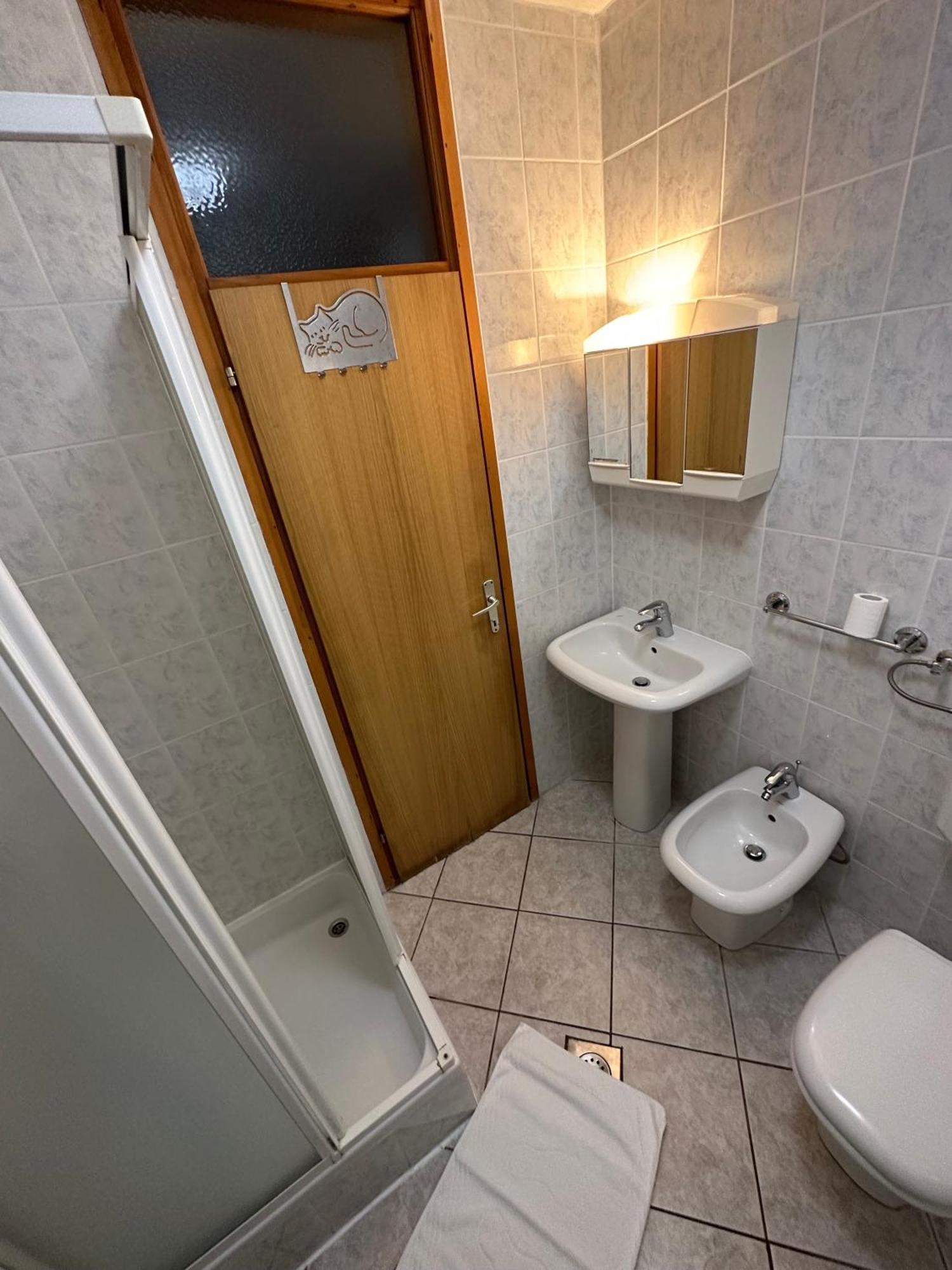 Apartmani Ana Malinska Buitenkant foto