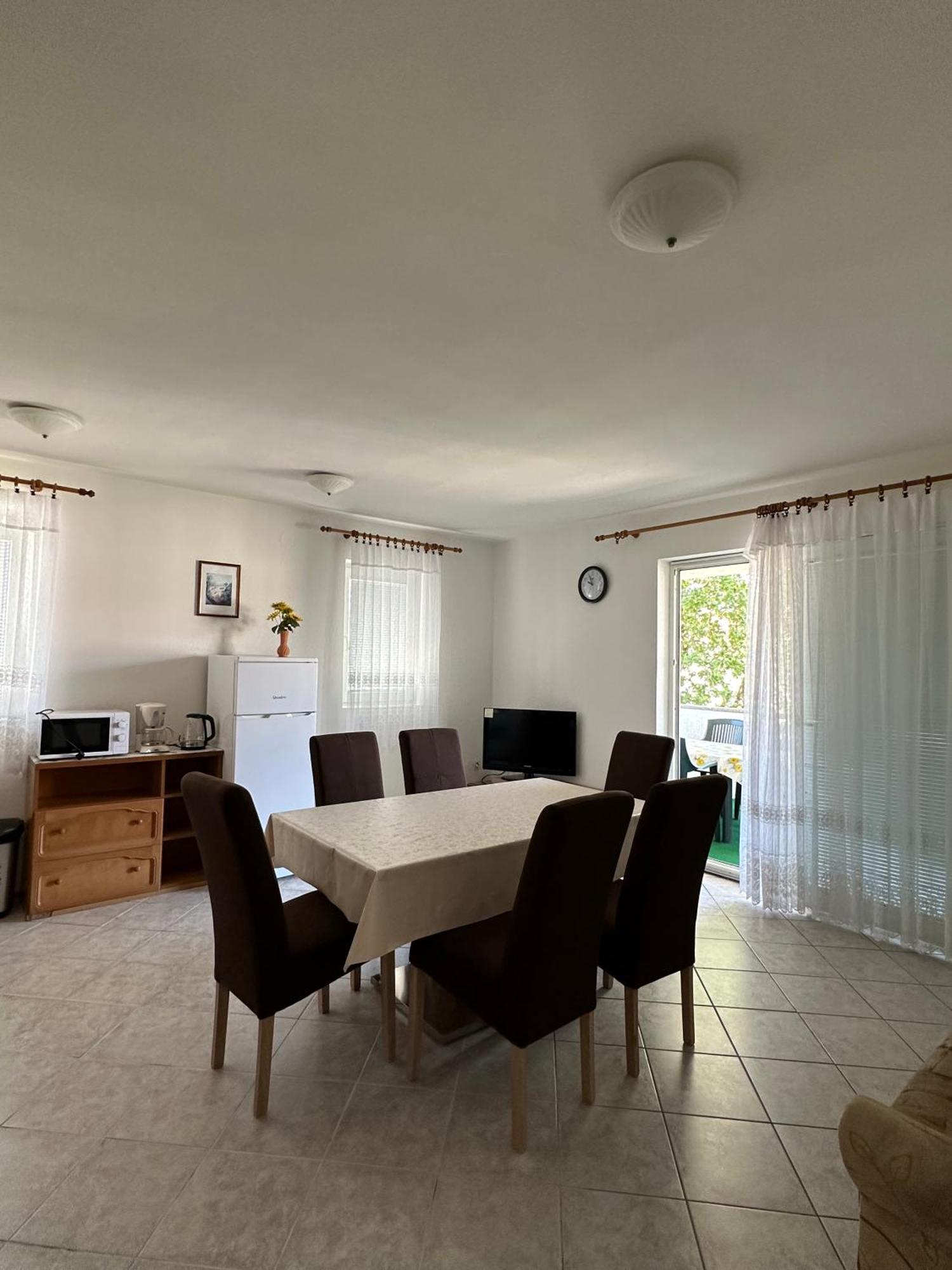 Apartmani Ana Malinska Buitenkant foto